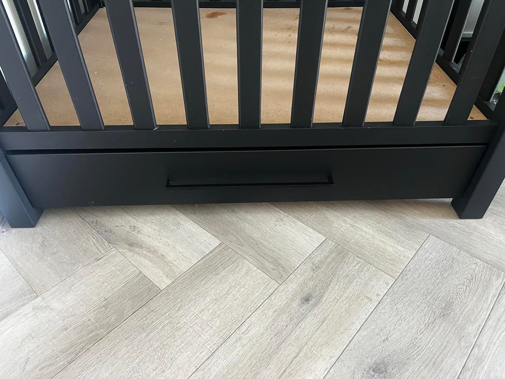 Box Casper babypark met lade - Zwart, Ophalen of Verzenden, Gebruikt, Vierkant, Lade