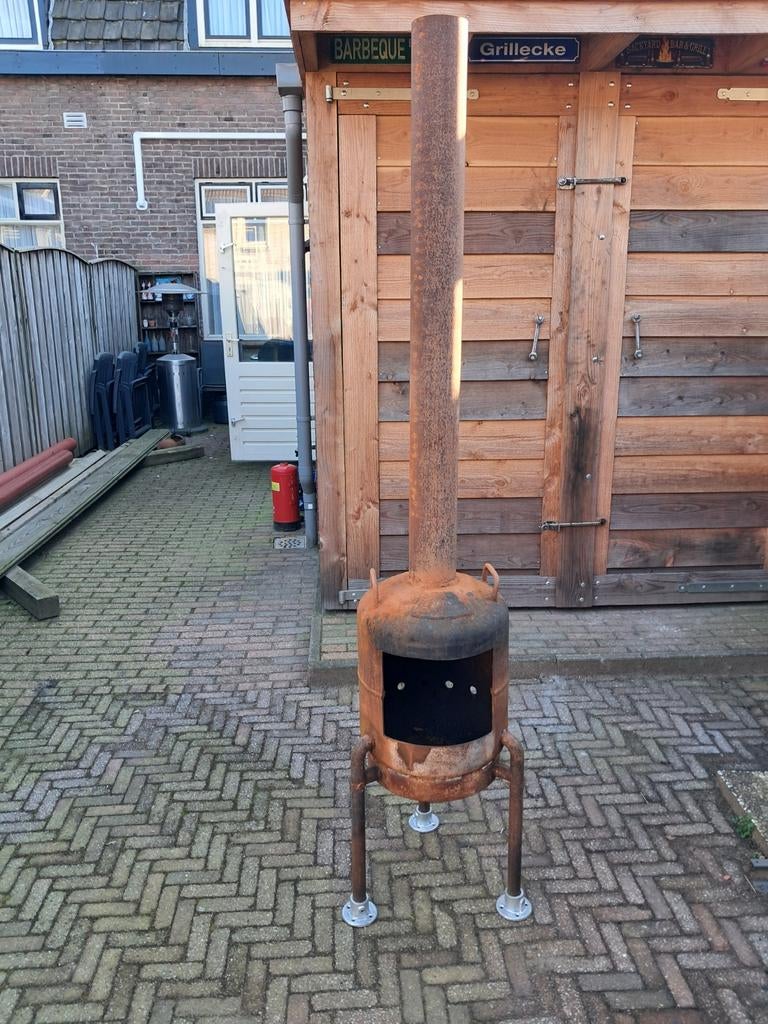 Unieke zelfgemaakte tuinkachel van gasfles - 210 cm hoog, Tuin en Terras, Tuinhaarden, Ophalen of Verzenden