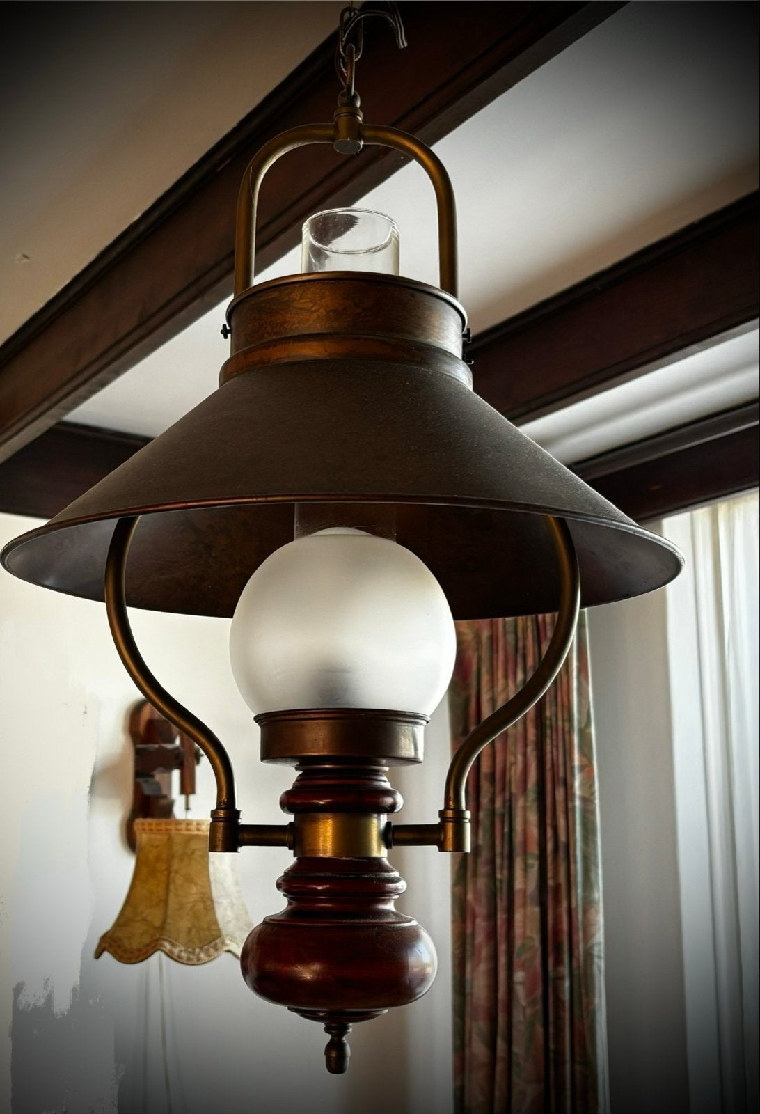 Antieke hanglamp met koperen kap, Antiek en Kunst, Ophalen