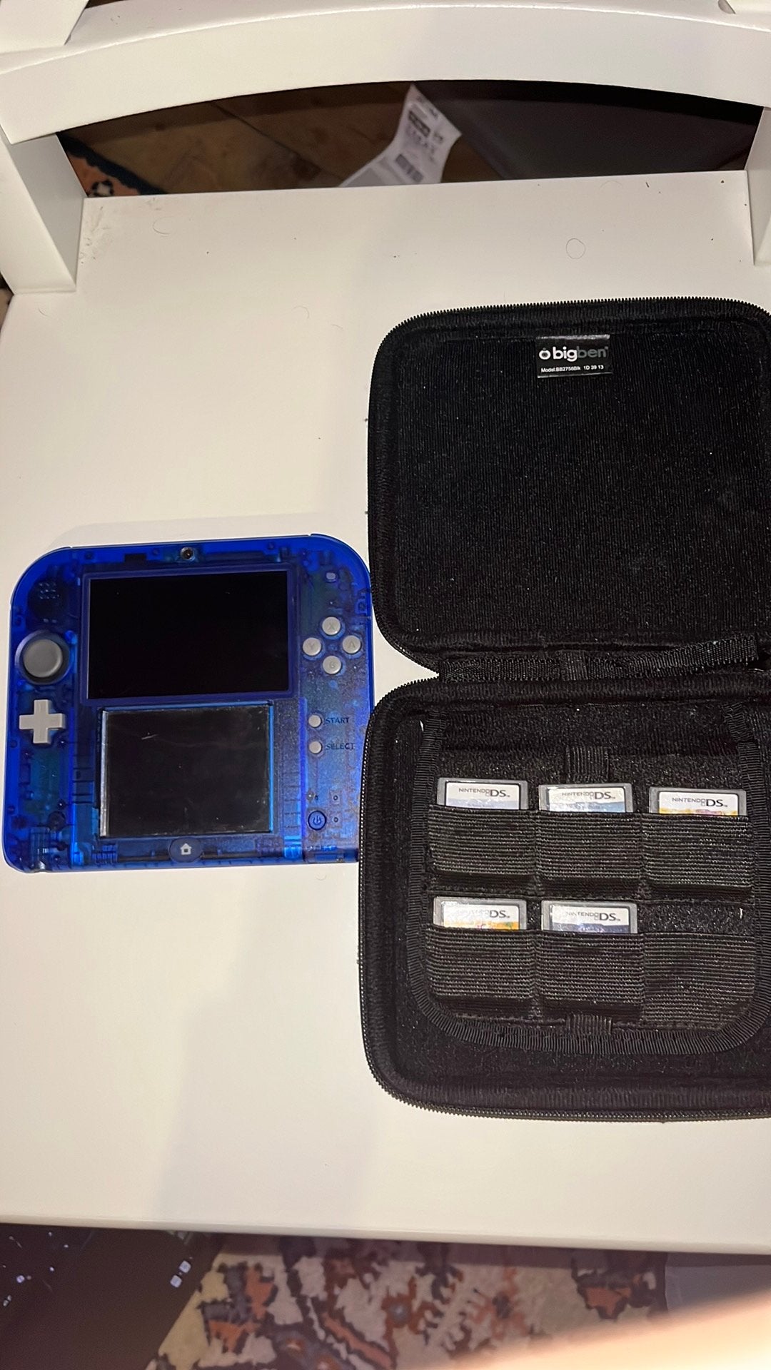 Nintendo 2DS crystal blue, Spelcomputers en Games, Ophalen of Verzenden, Zo goed als nieuw, Blauw, 2DS