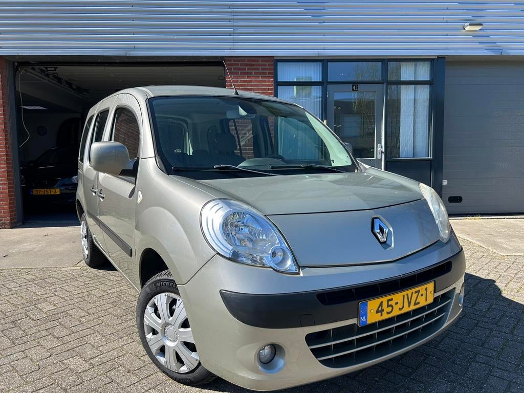 AUTOMAAT slechts 87.736 km&NAP Renault Kangoo 1.6 16V Family, Boordcomputer, Huisgarantie, 4 cilinders, Met garantie (alle)