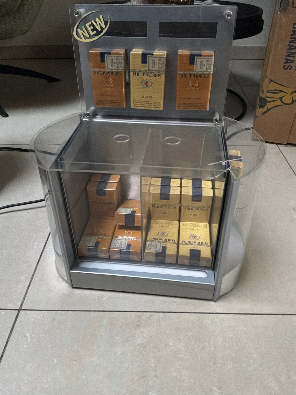 Philip Morris sigaretten display met verlichting, Verzamelen, Ophalen, Gebruikt, Reclamebord