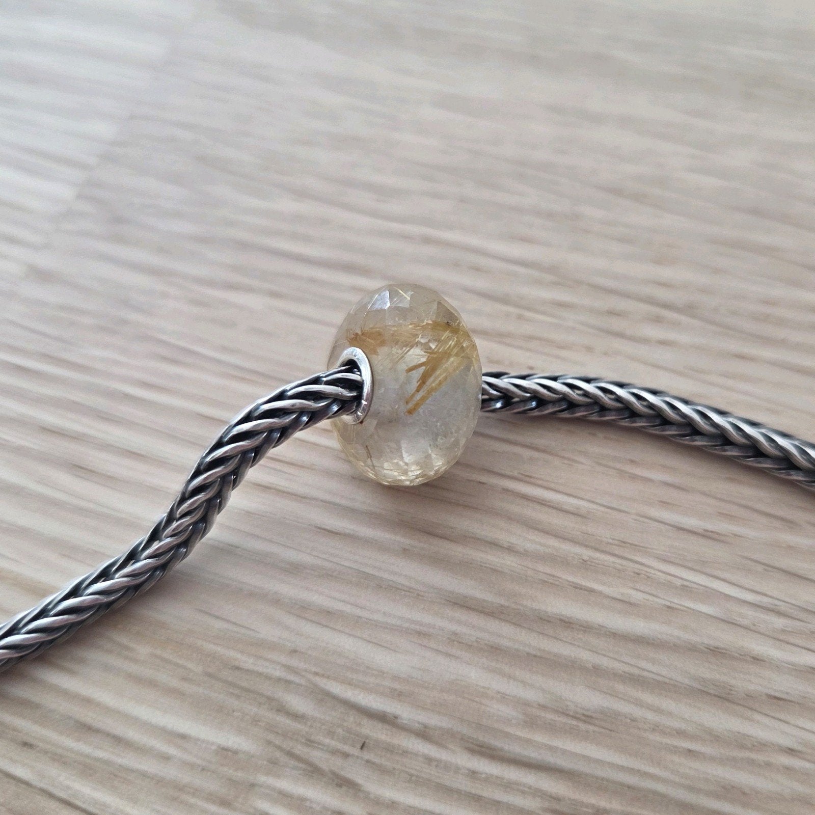 Trollbeads bedel gouden rutielkwarts TSTBE-30004 uit 2017, Sieraden, Tassen en Uiterlijk, Bedels, Nieuw, Trollbeads, 1 bedel, Edelsteen
