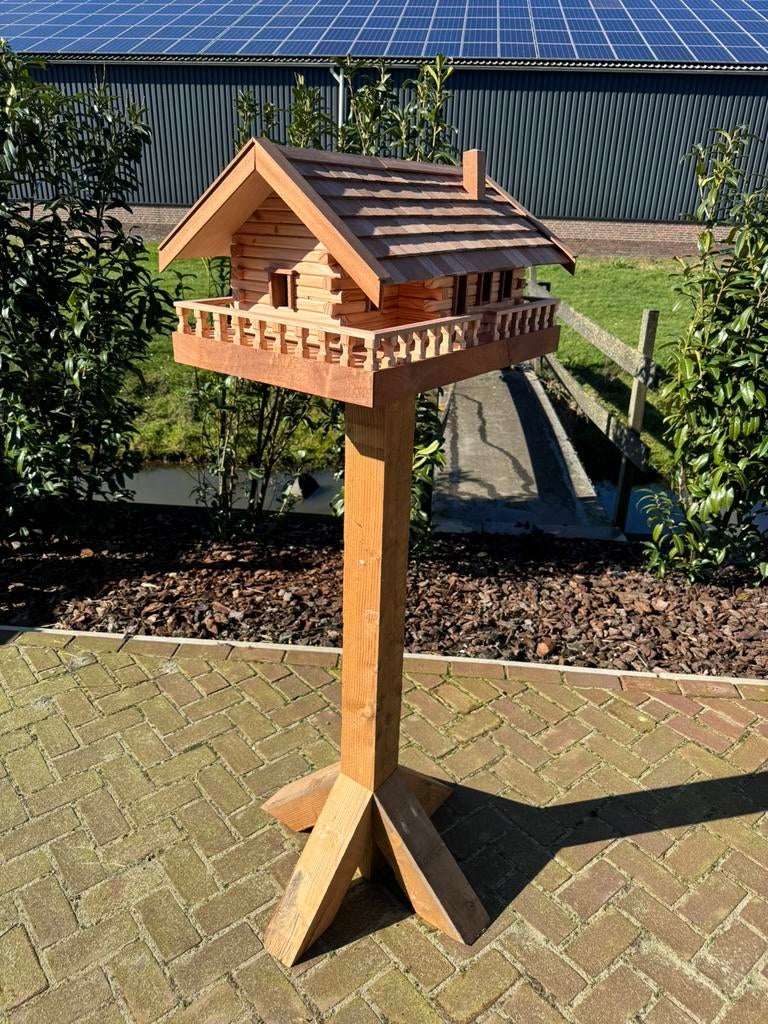 Luxe vogelhuis of vogelvilla in blokhut stijl, Ophalen, Nieuw