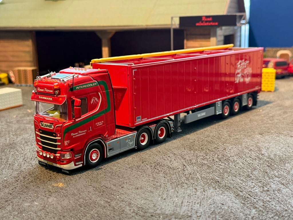 Tekno ronny petersen, Hobby en Vrije tijd, Modelauto's | 1:50, Tekno, Zo goed als nieuw, Tekno, Bus of Vrachtwagen