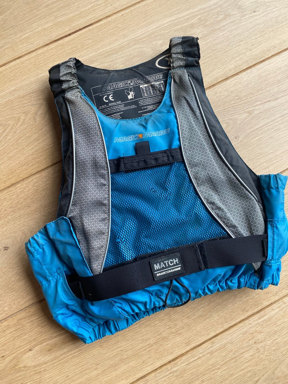 Te koop zwemvest maar XS, Watersport en Boten, Watersportkleding, Ophalen of Verzenden, Gebruikt, Kind, Reddingsvest of Zwemvest