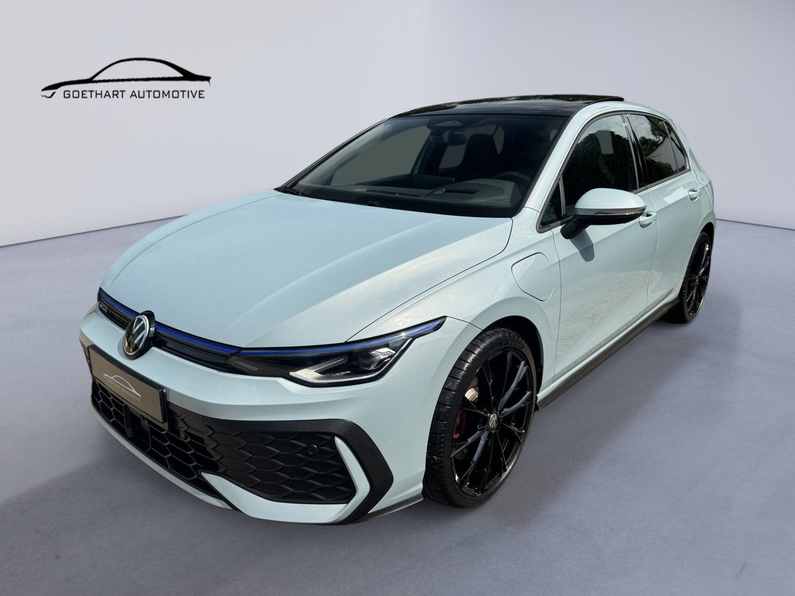 Volkswagen Golf 1.5 eHybrid GTE / Pano / 5J Garantie / Trekh, Zwart, 4 cilinders, Blauw, Te koop