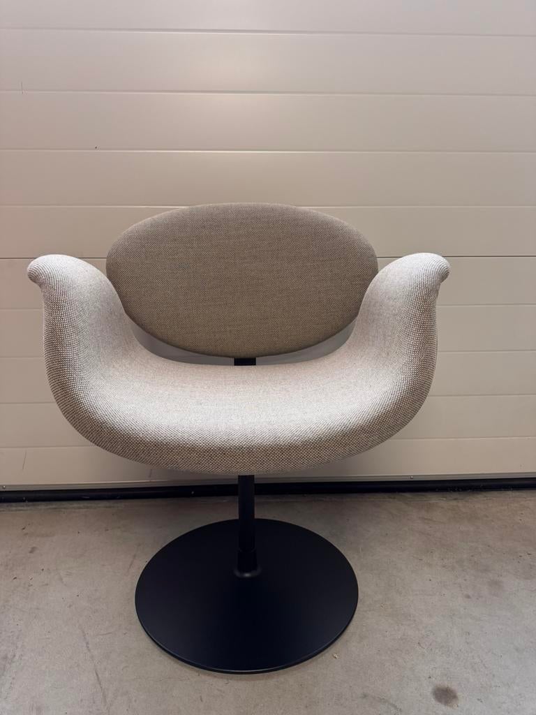 Artifort Little Tulip stoel - Pierre Paulin, Huis en Inrichting, Stoelen, Nieuw, Eén, Hout, Kunststof, Stof, Overige materialen