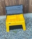 Gele trap/krukje opstapje met bergruimte, Gebruikt, Trap, Ophalen of Verzenden, Opvouwbaar of Inschuifbaar
