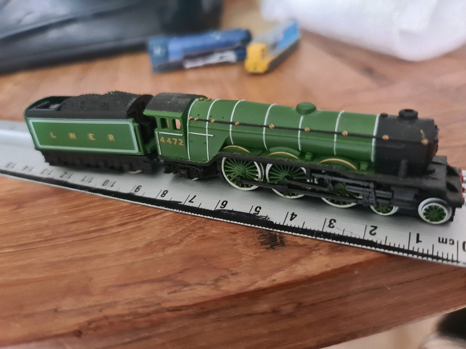 Groene stoomlocomotief met tender, 13 cm lang, Hobby en Vrije tijd, Modeltreinen | Overige schalen, Overige merken, Gebruikt, Locomotief