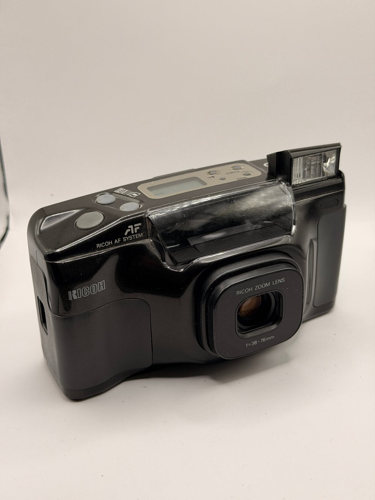 Ricoh RZ-750 35 mm camera, Audio, Tv en Foto, Fotocamera's Analoog, Ophalen of Verzenden, Gebruikt, Compact, Overige Merken