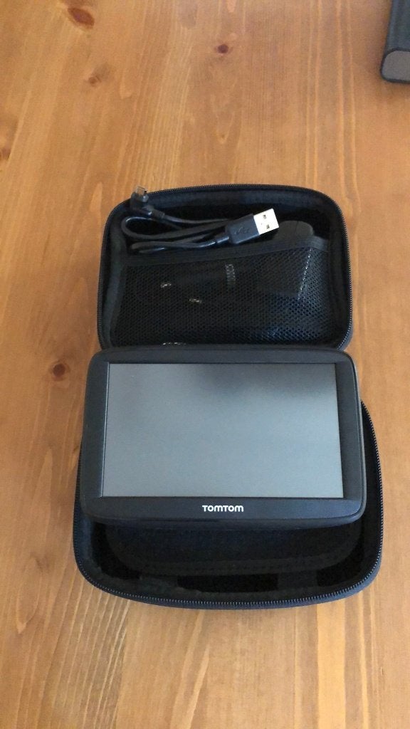 TomTom Start 52 West Europa + Hama Navigatie Tas, Auto diversen, Ophalen of Verzenden, Zo goed als nieuw