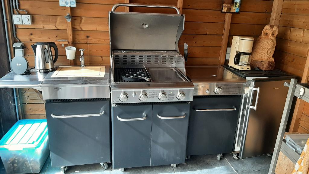 Te koop buitenkeuken tegen elk aannemelijk bod, Tuin en Terras, Buitenkeukens, Ophalen, Gebruikt, Gas, Vrijstaand