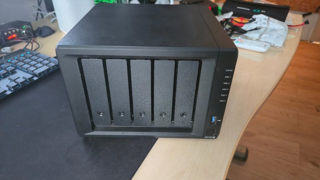 Synology DS1522+ en DX517, 16gb, 10gb nic, Computers en Software, NAS, Ophalen, Zo goed als nieuw