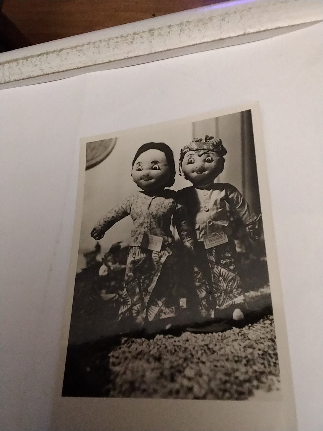 Foto Indonesische vrouwen - Poppententoonstelling 1940-1945, Ophalen of Verzenden