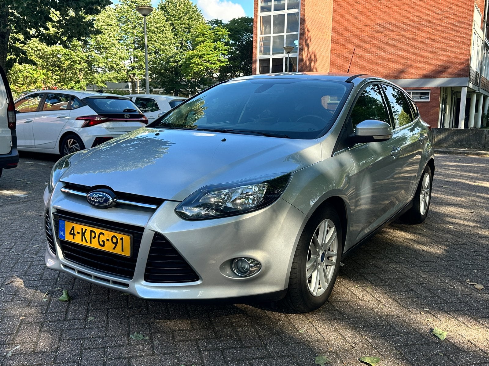 Ford Focus 1.0 Ecoboost 74KW 5-D 2013 Grijs.🪄NAP, Auto's, Ford, 635 kg, 100 pk, Handgeschakeld, Zilver of Grijs