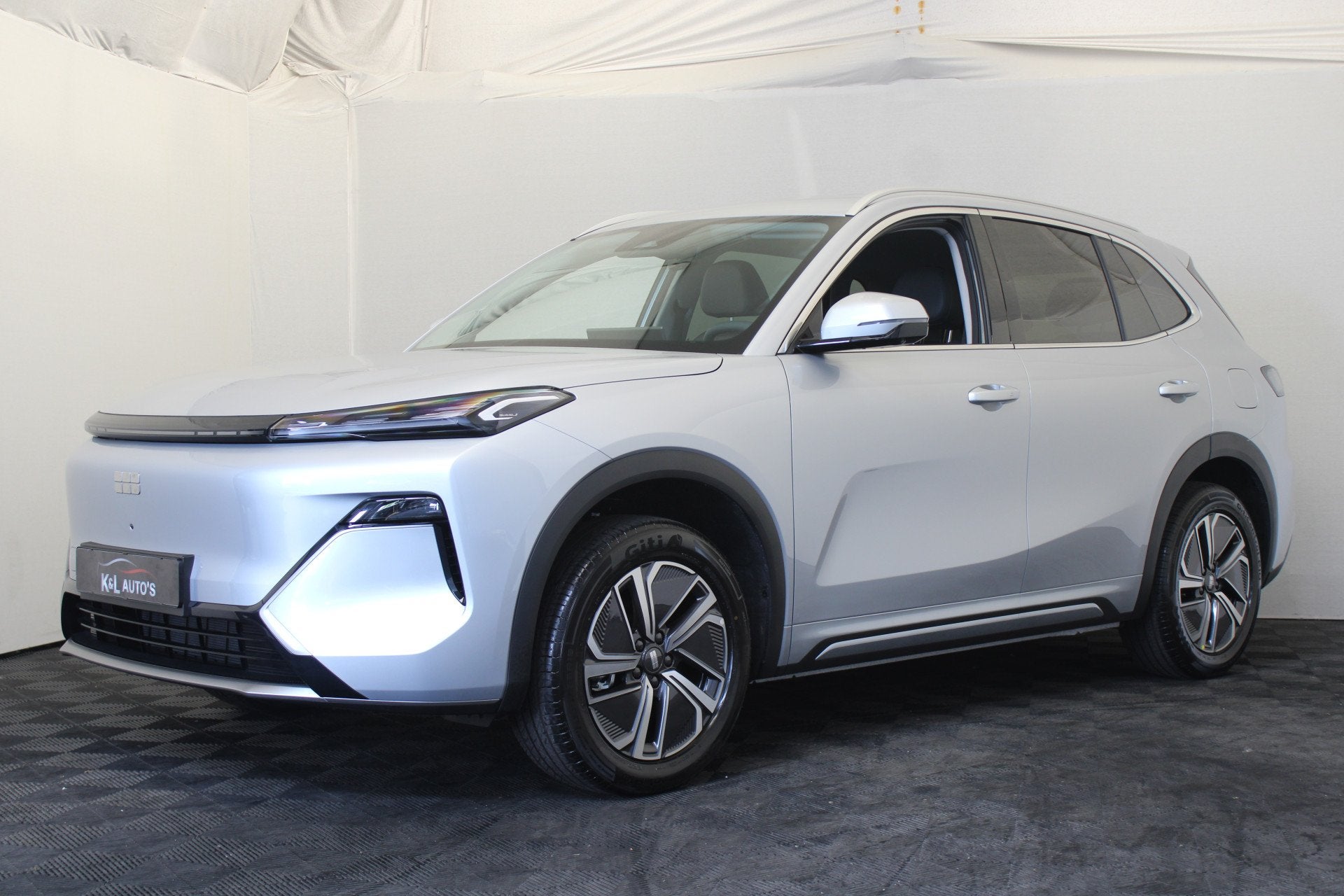 GEELY Starray EM-i 1.5 Pro |Plug in Hybrid|83km Elektrisch|, Auto's, Zwart, 4 cilinders, Origineel Nederlands, Bedrijf