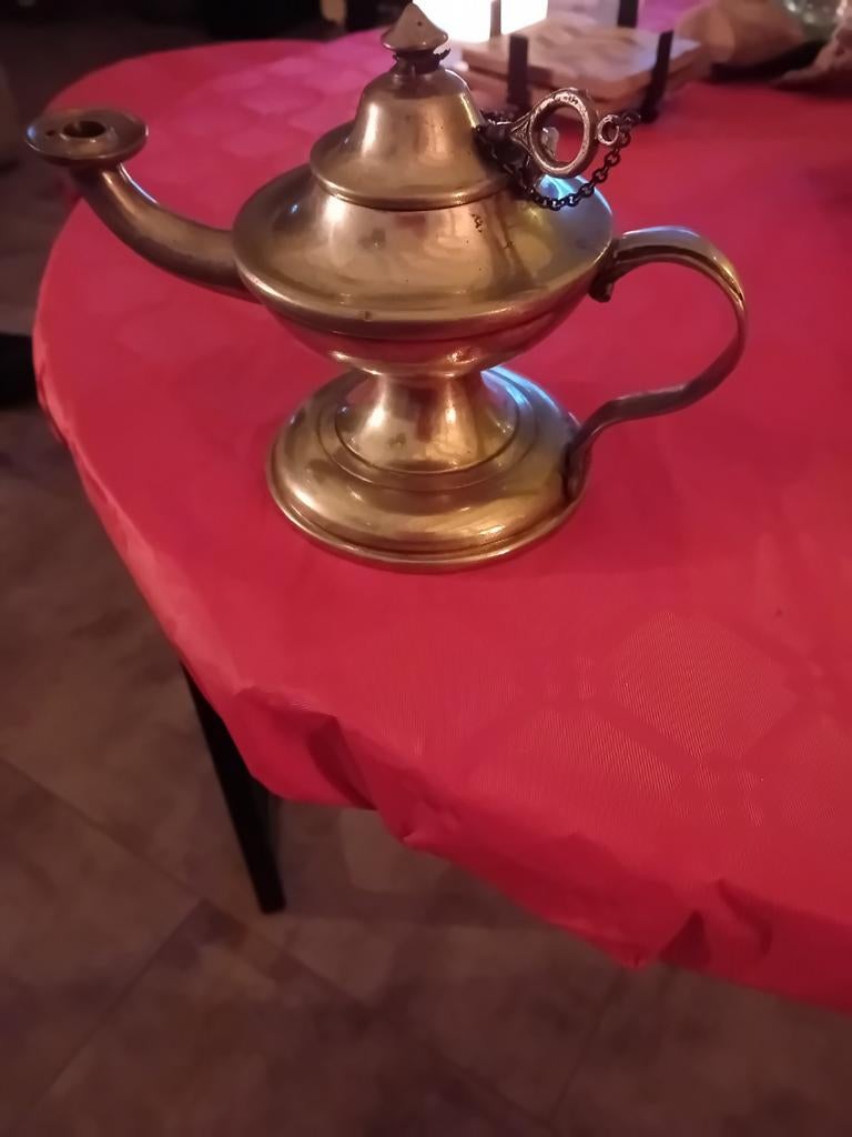 Antieke vintage olielamp / snotneus, Ophalen