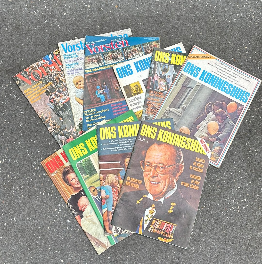 Diverse tijdschriften koninklijk huis circa 1970-1973, Ophalen of Verzenden, Gebruikt, Nederland, Tijdschrift of Boek