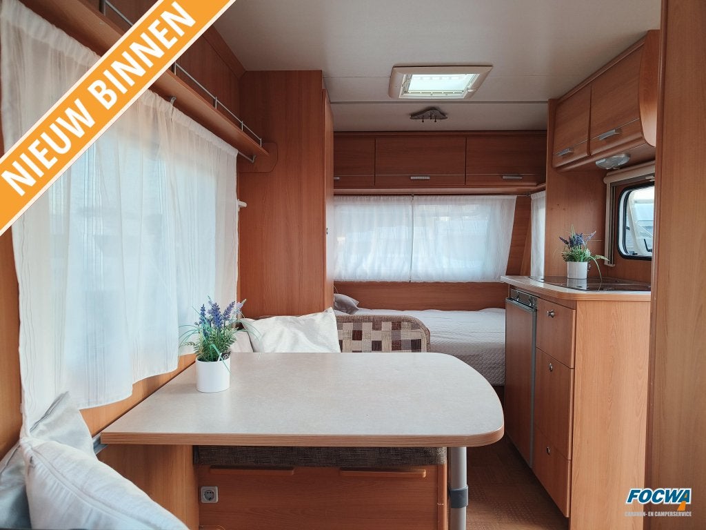 Caravelair Antares Luxe 390 Dwarsbed Zit Toilet Tent, Bedrijf, Treinzit, Schokbreker, 500 - 750 kg