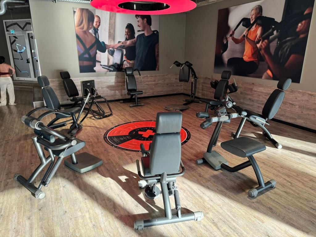 Technogym Easyline Set, Ophalen, Benen, Krachtstation, Zo goed als nieuw