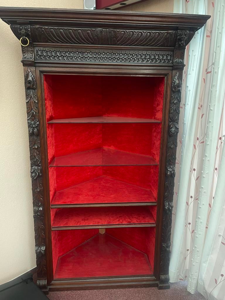 Antieke Hoekvitrinekast met Rood Fluweel, Antiek en Kunst, Ophalen