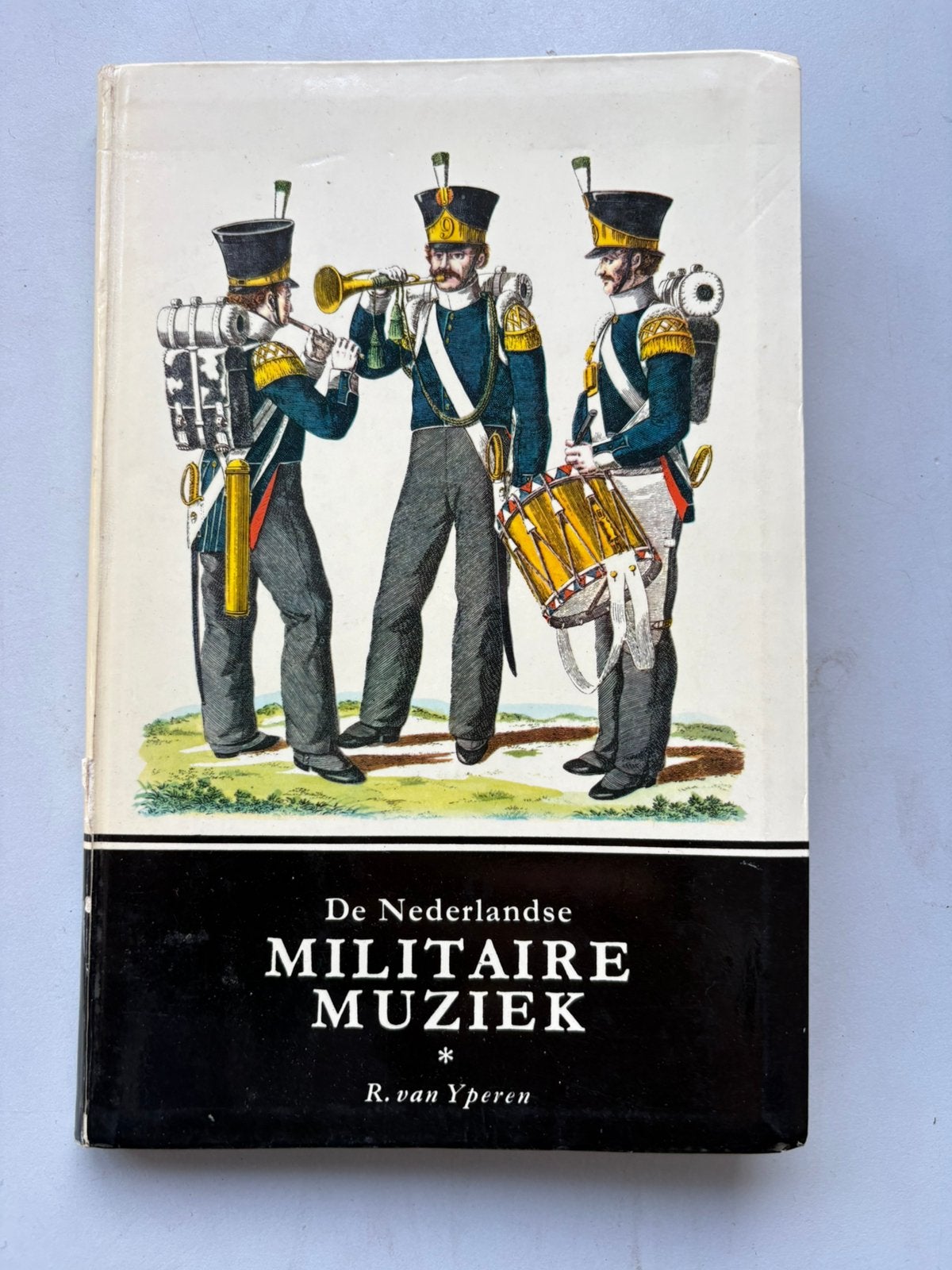 De Nederlandse Militaire Muziek – R. van Yperen – Hardcover, Verzenden, Zo goed als nieuw