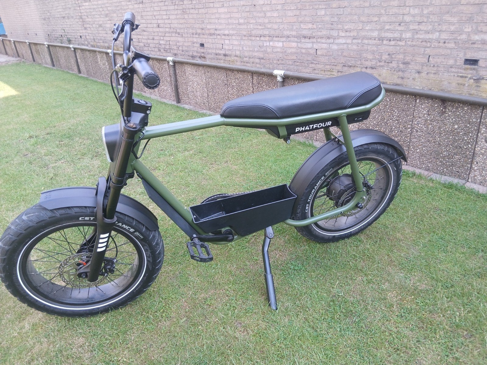 Phatfour FLX Fatbike Army Green, Fietsen en Brommers, Elektrische fietsen, Overige merken, Ophalen of Verzenden, Zo goed als nieuw