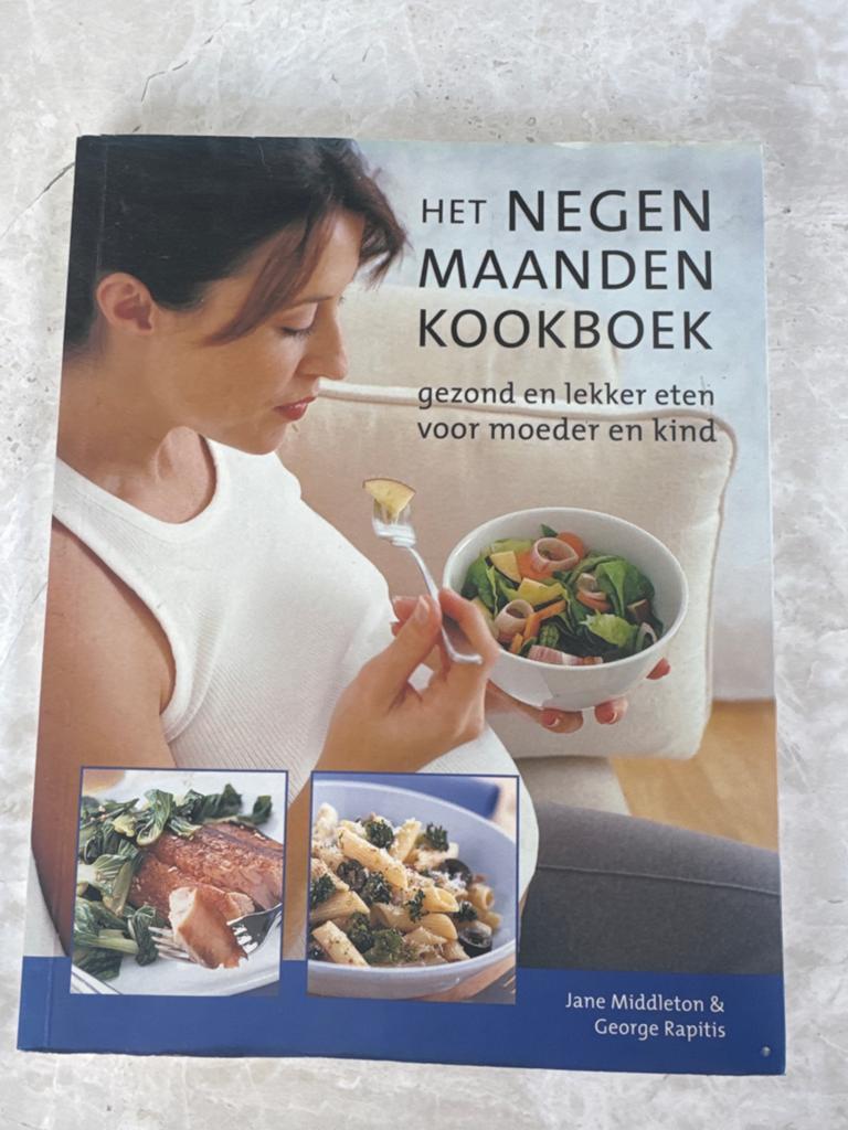 Het Negen Maanden Kookboek - Gezond eten voor moeder en kind, Ophalen of Verzenden, Gelezen, Zwangerschap en Bevalling