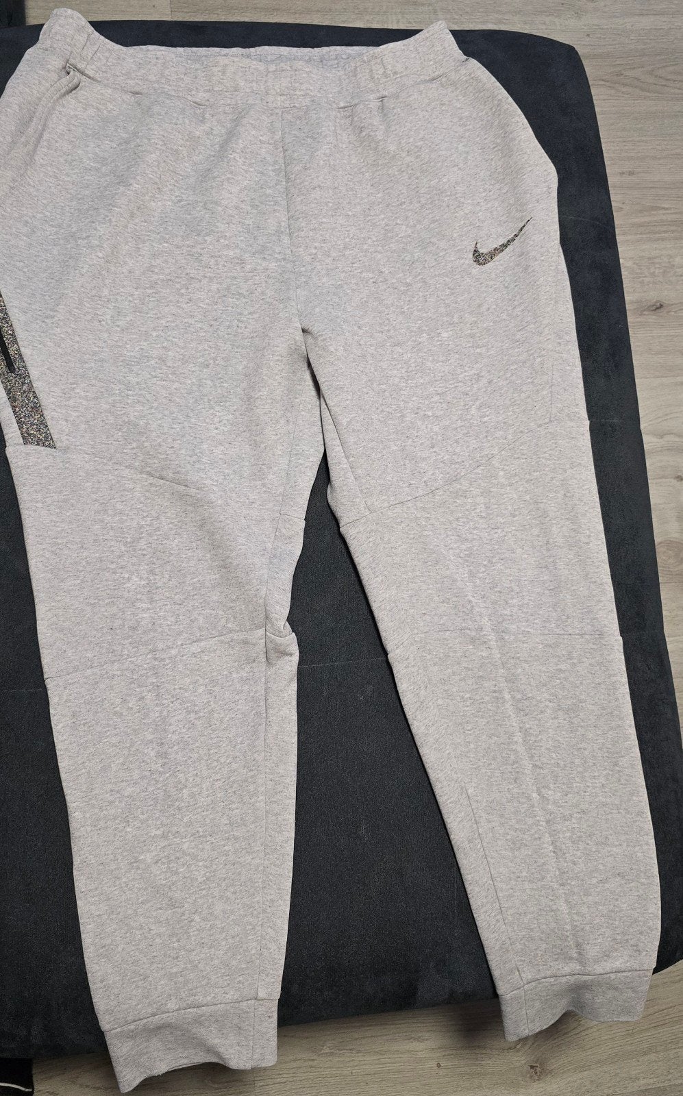 NIKE TECH FLEECE SE BROEK MAAT XL, Ophalen of Verzenden, Zo goed als nieuw, Maat 56/58 (XL), Grijs