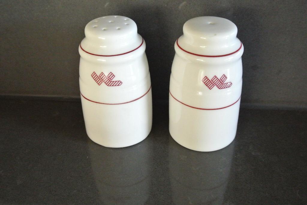 vintage peper en zoutstel Engelse spoorwegen, Ophalen of Verzenden, Zo goed als nieuw, Trein, Overige typen