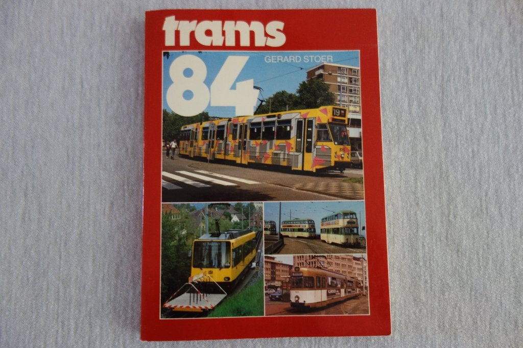 Boek Trams 84, Ophalen of Verzenden, Gelezen, Tram