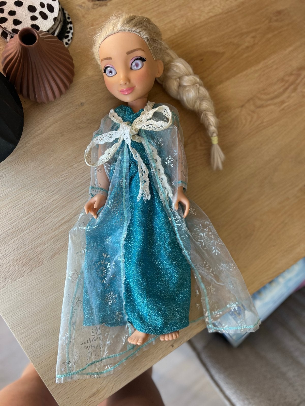 Elsa pop 48 cm met jurk en cape - Frozen, Ophalen of Verzenden, Gebruikt, Overige typen