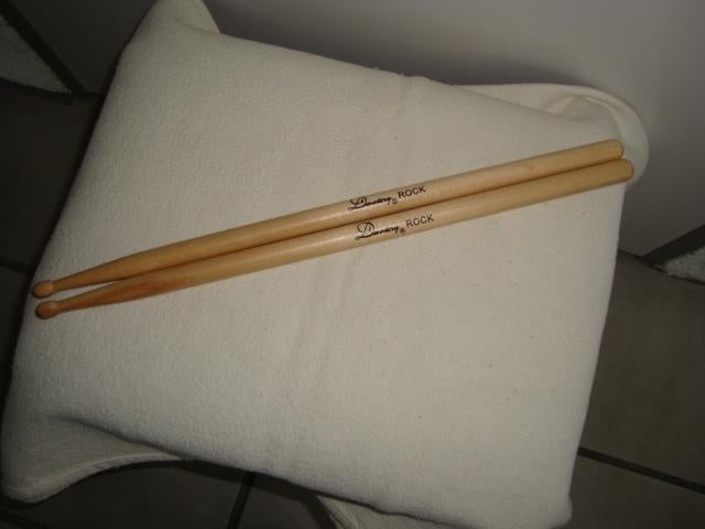 Dimavery DDS-ROCK drumstokken (paar, nieuw, 20191592), MTE, Nieuw, Ophalen of Verzenden, Mteurope@outlook.com