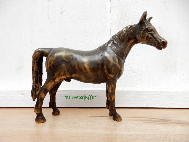 133* Bronzen sier paard (Boven €75 geen verzendkosten), Ophalen of Verzenden, Nieuw, Overige materialen, Dierenbeeld