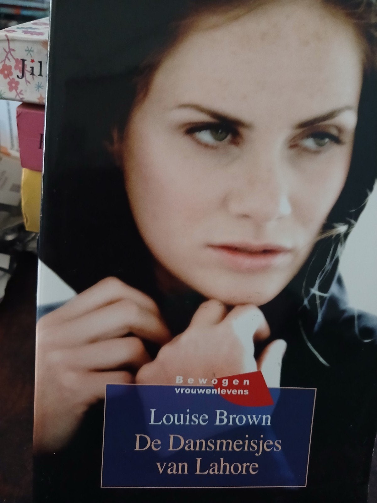 Louise Brown De dansmeisjes van Lahore, Boeken, Ophalen of Verzenden, Zo goed als nieuw