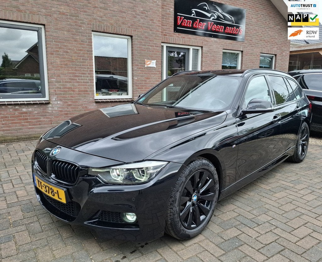 BMW 3-serie Touring 320i M Sport. O.a. carplay, leder, navi,, Automaat, 1998 cc, Achterwielaandrijving, 4 cilinders