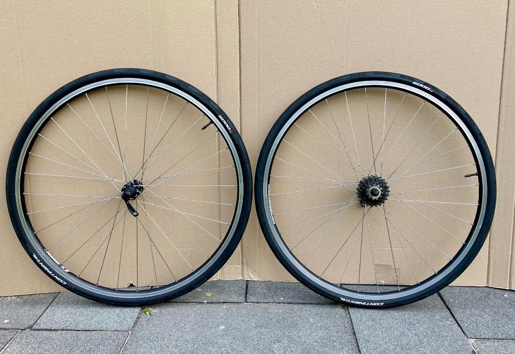 Set Bontrager fietswielen, Gebruikt, Aluminium, 57 tot 61 cm, Ophalen