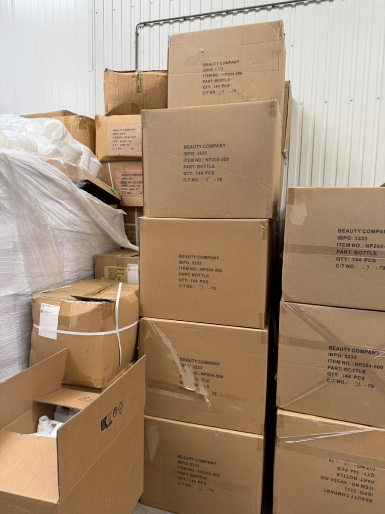 Grote partij verpakking te koop! Zeer goedkoop hoge marge!!, Ophalen, Zwart, Zo goed als nieuw, Handen en Nagels