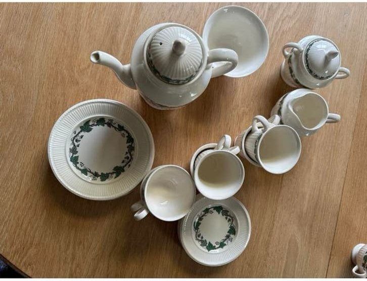 Vintage theeservies Wedgwood Statford gebak/cakebordjes, Ophalen of Verzenden, Zo goed als nieuw, Porselein, Overige typen