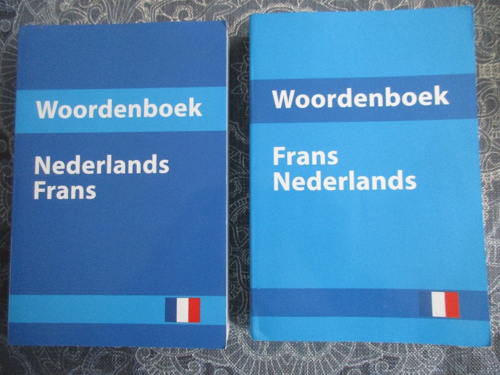 woordenboek Nederlands Frans / Frans Nederlands -  Spectrum, Boeken, Ophalen of Verzenden, Zo goed als nieuw, Van Dale, Nederlands