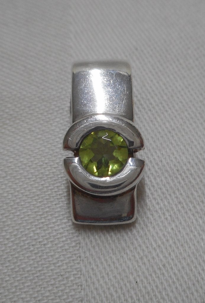 Zilveren hanger met peridot nr.549, Sieraden, Tassen en Uiterlijk, Verzenden, Zo goed als nieuw, Zilver, Zilver