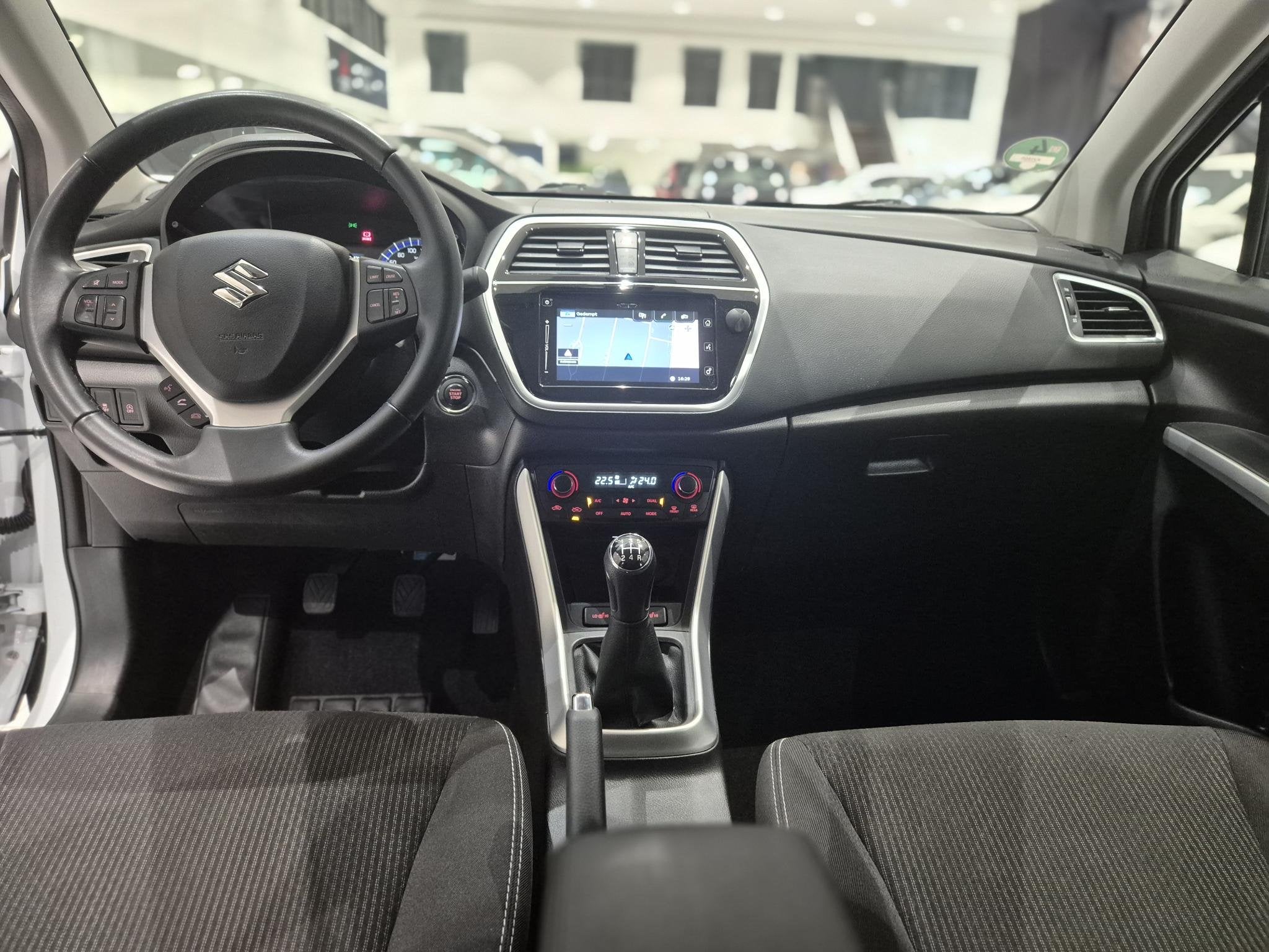 Suzuki S-Cross 1.0 Boosterjet Select | Trekhaak | Stoelverwa, Auto's, Voorwielaandrijving, Stof, Gebruikt, Euro 6