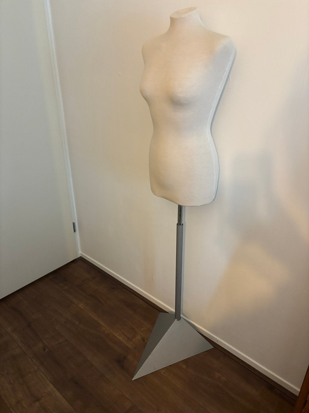 Paspop bustier, Hobby en Vrije tijd, Ophalen, Gebruikt, Paspop