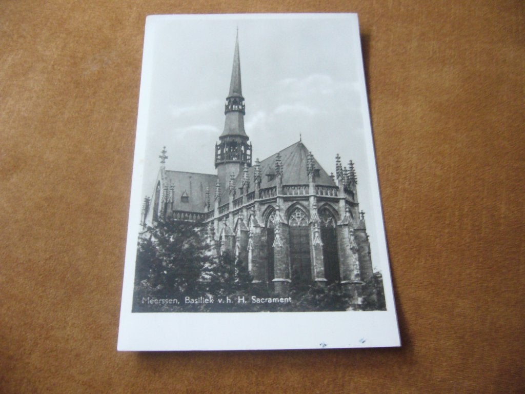 MEERSSEN  =  BASILIEK V.H. H SACRAMENT, Ophalen of Verzenden, 1960 tot 1980, Gelopen