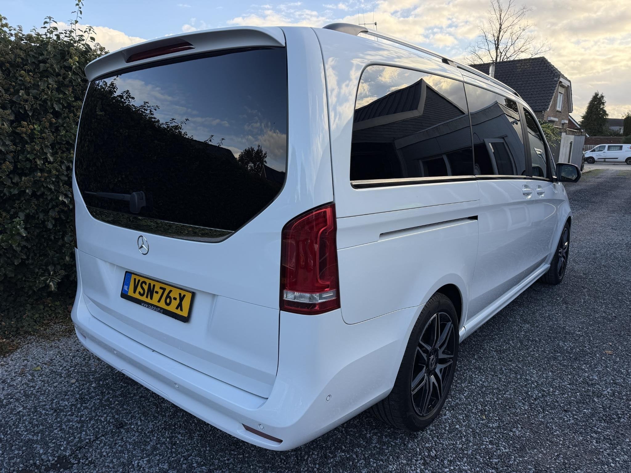 Mercedes-Benz V-klasse 300d Lang DC Avantgarde Edition | AMG, Auto's, Automaat, Achterwielaandrijving, Gebruikt, 4 cilinders