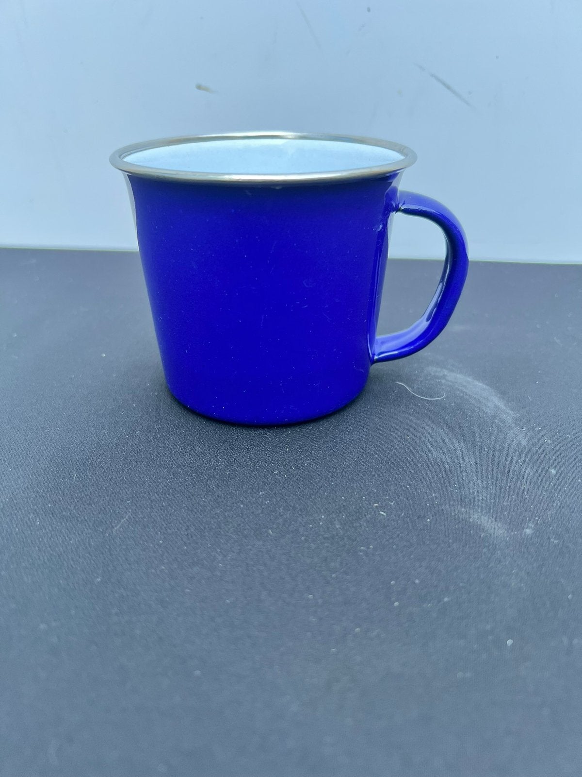 Te Koop Emaile Drinkbeker Kopje Blauw, Ophalen of Verzenden, Zo goed als nieuw, Overige stijlen, Kop(pen) en/of Schotel(s)
