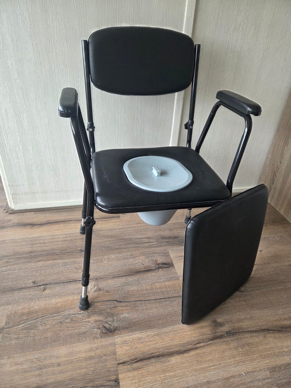 Toiletstoel postoel zgan, Huis en Inrichting, Ophalen, Zo goed als nieuw