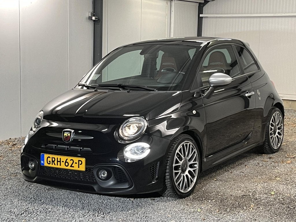 Abarth 595 1.4 T-Jet Turismo 70th Anniversary AUTOMAAT 165PK, Auto's, Abarth, 15 km/l, Gebruikt, Euro 6, 4 cilinders