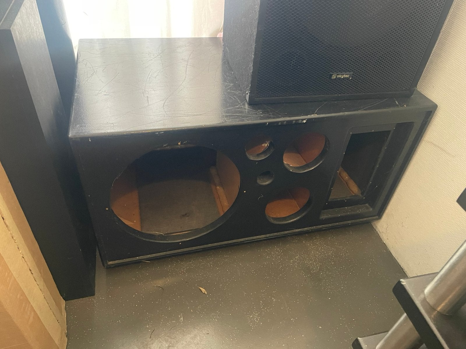 subwoofer kast incl.18inch speaker, Gebruikt, 70 watt of meer, Overige spelers, Ophalen